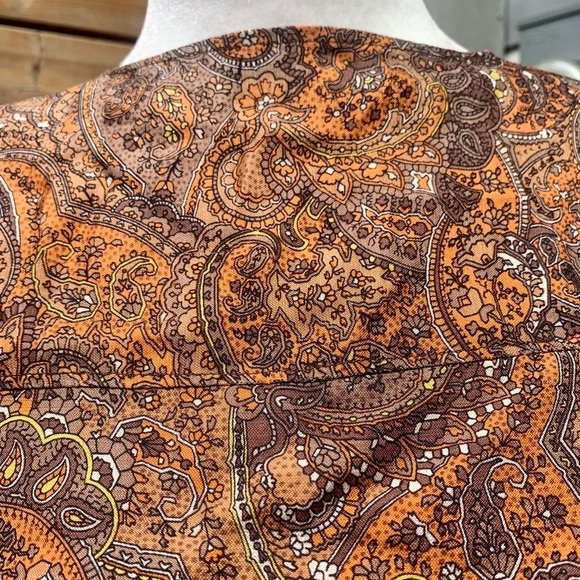 Silky vintage top with paisley pattern - Picture 3 of 6